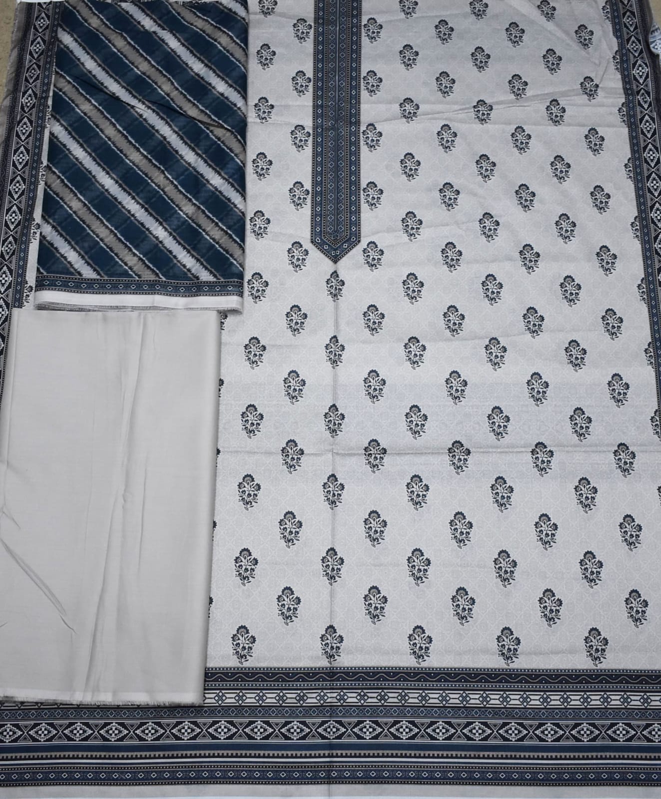 Binsaeed Cambric Printed 3pcs